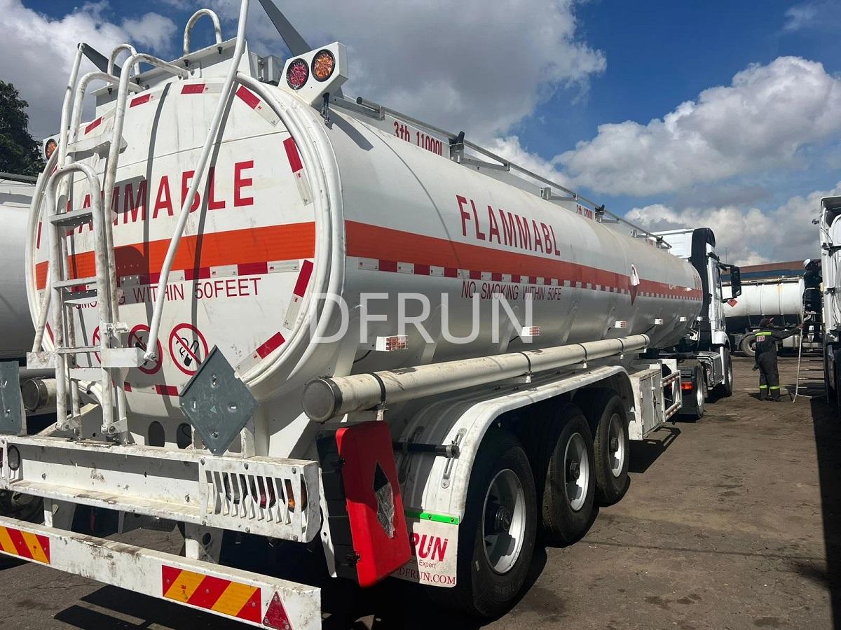3 axles 34m³ fuel tank trailer(4).jpg